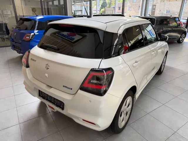 Suzuki Swift view 4