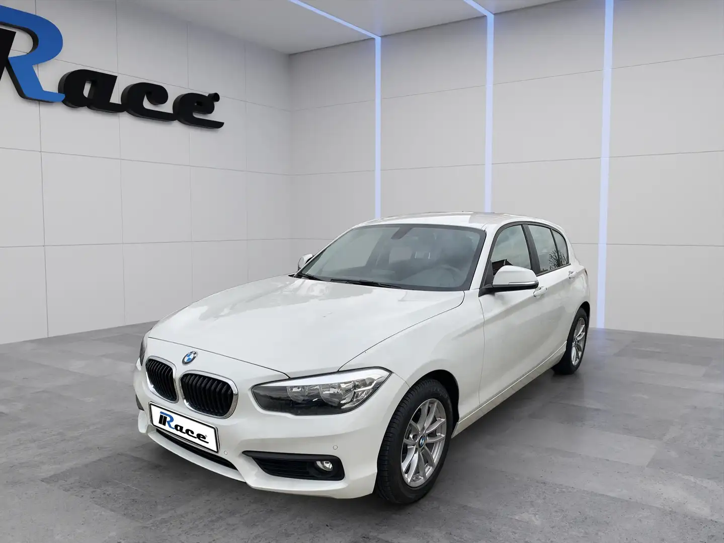 BMW 116 116d Business 5p Bianco - 1