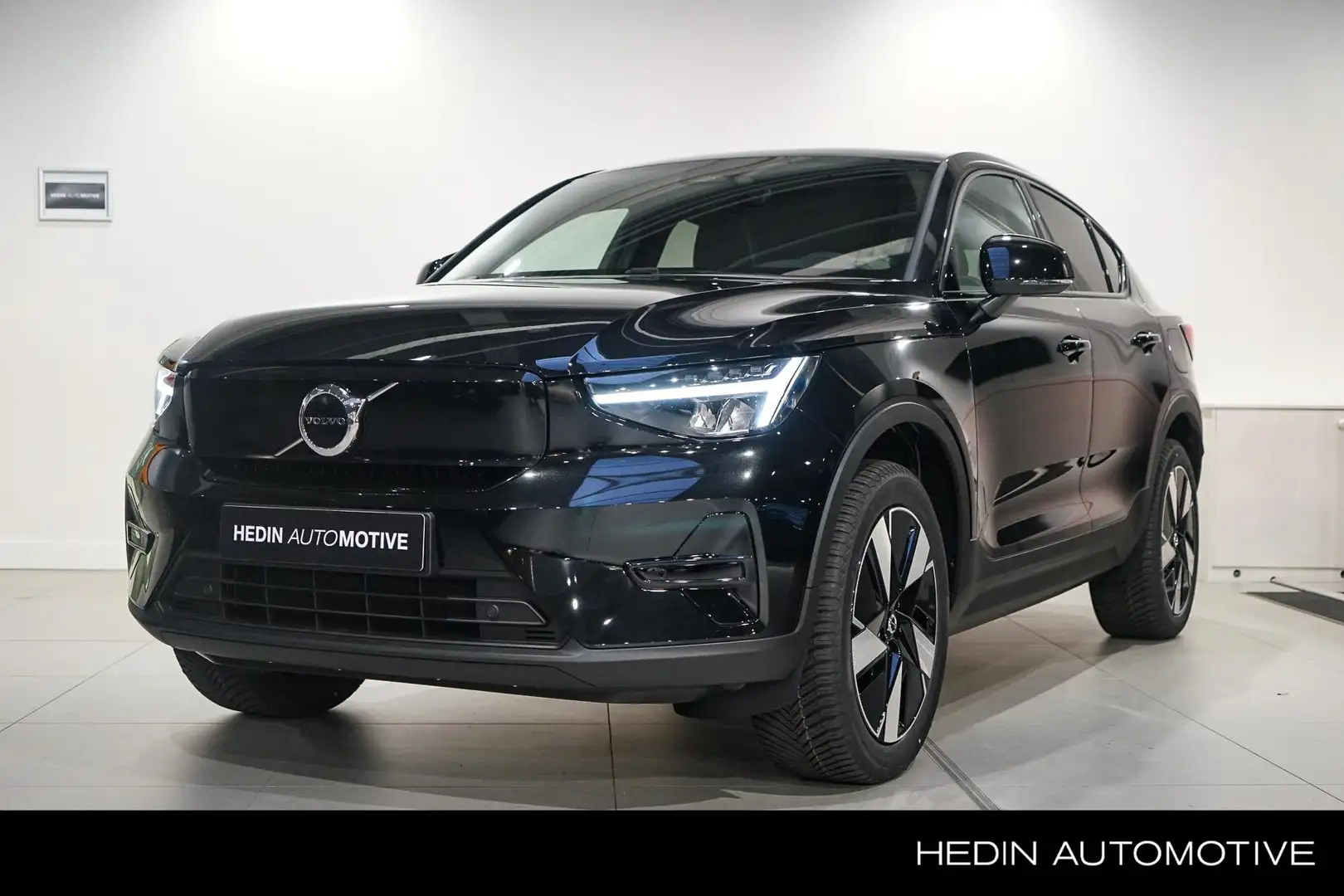 Volvo C40 Single Motor Plus 238Pk 17% bijtelling | Panorama- Zwart - 1