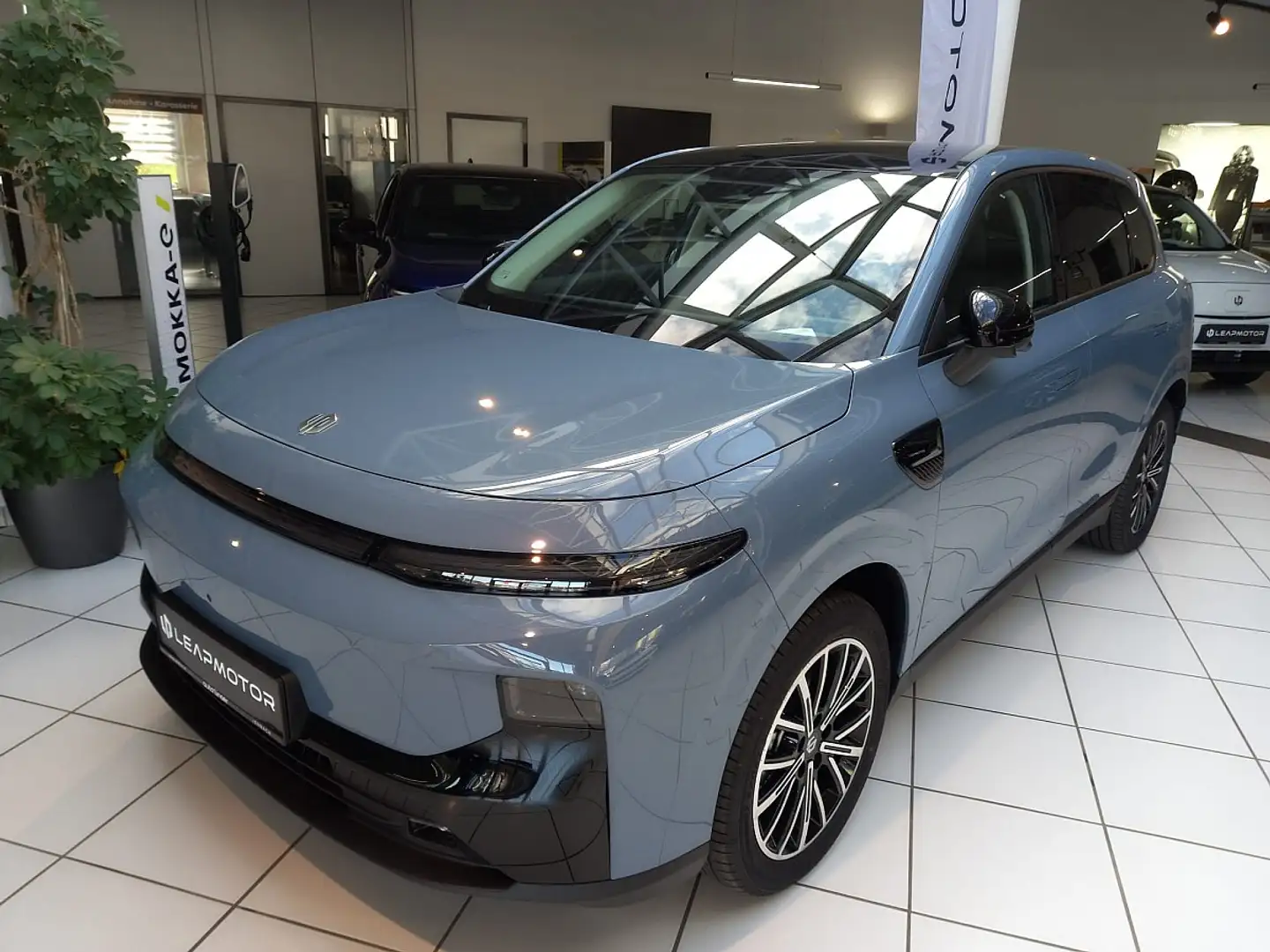 Leapmotor B10 67,1Wh Design Pro Max Bleu - 2