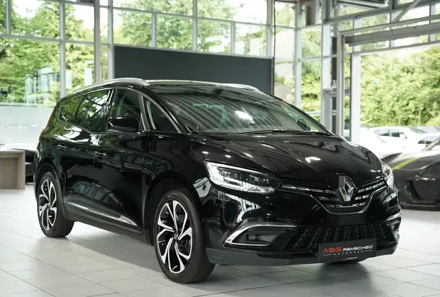 Renault Scenic view 5