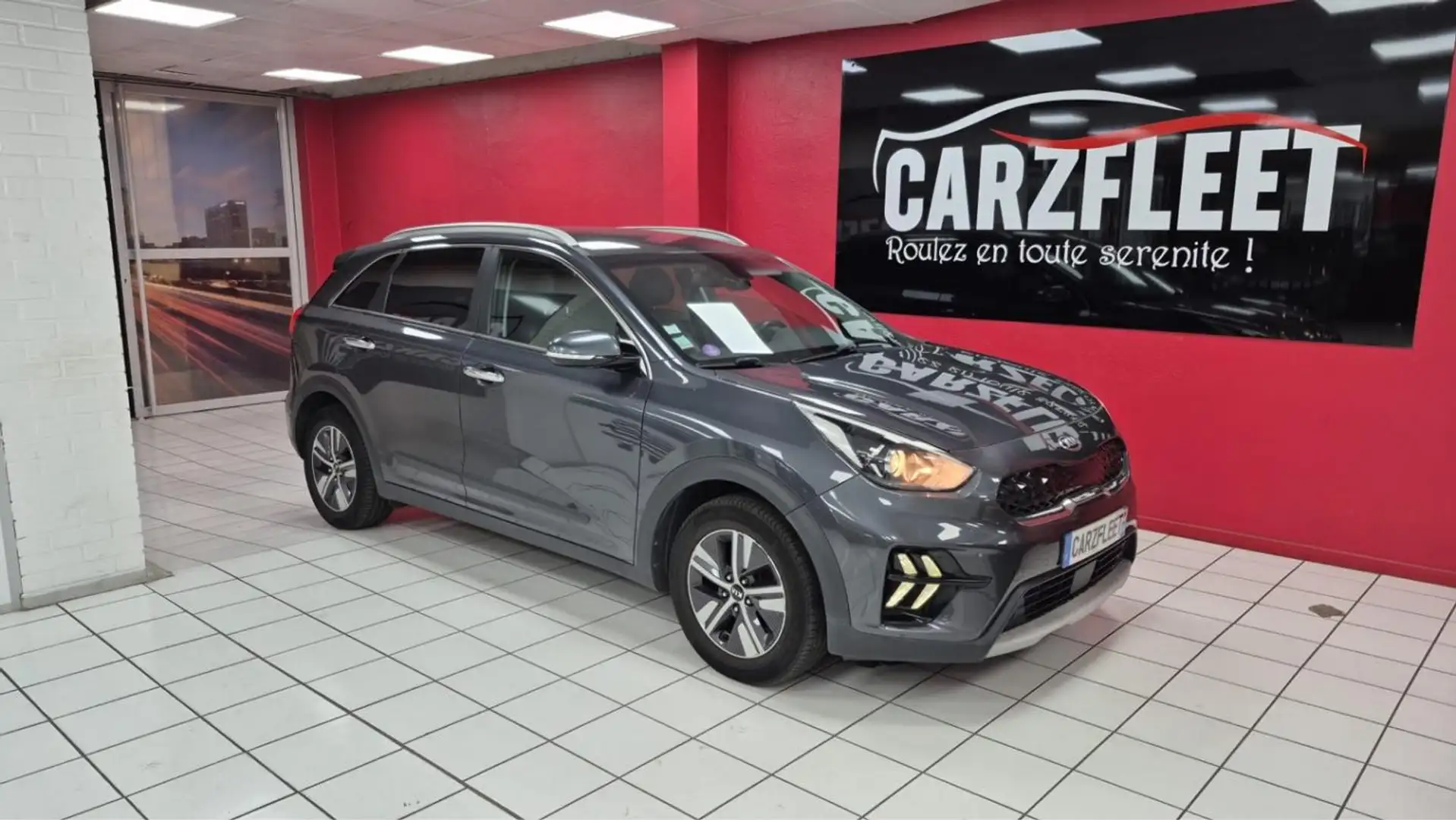 Kia Niro SUV HYBRIDE 141cv ACTIVE BUSINESS PHASE 2/1 ERE MAIN/TVA RECUP Gris - 1
