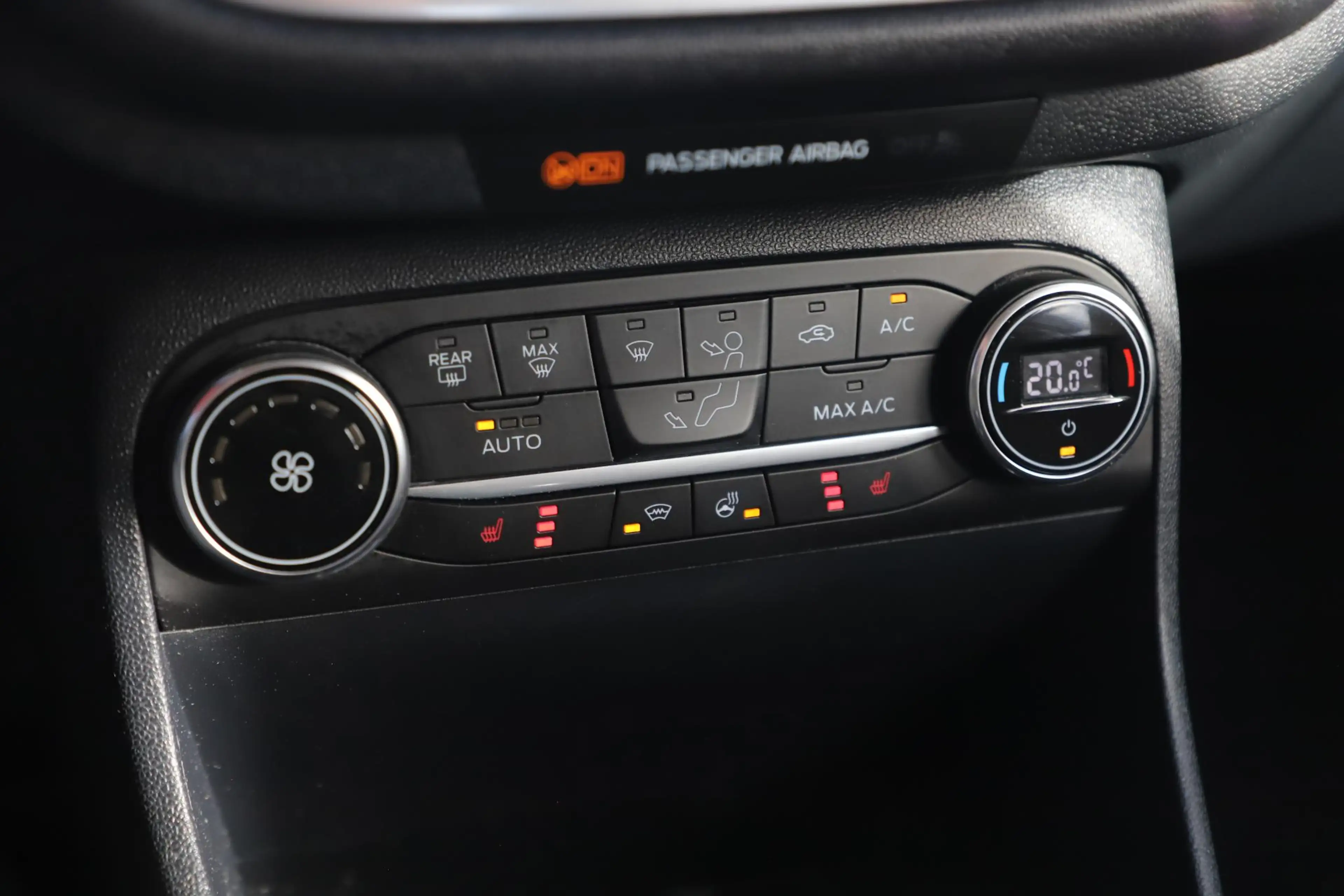 Ford Fiesta 1.0 EcoBoost Titanium 95PK Winter Pakket Stuur & S — photo 11