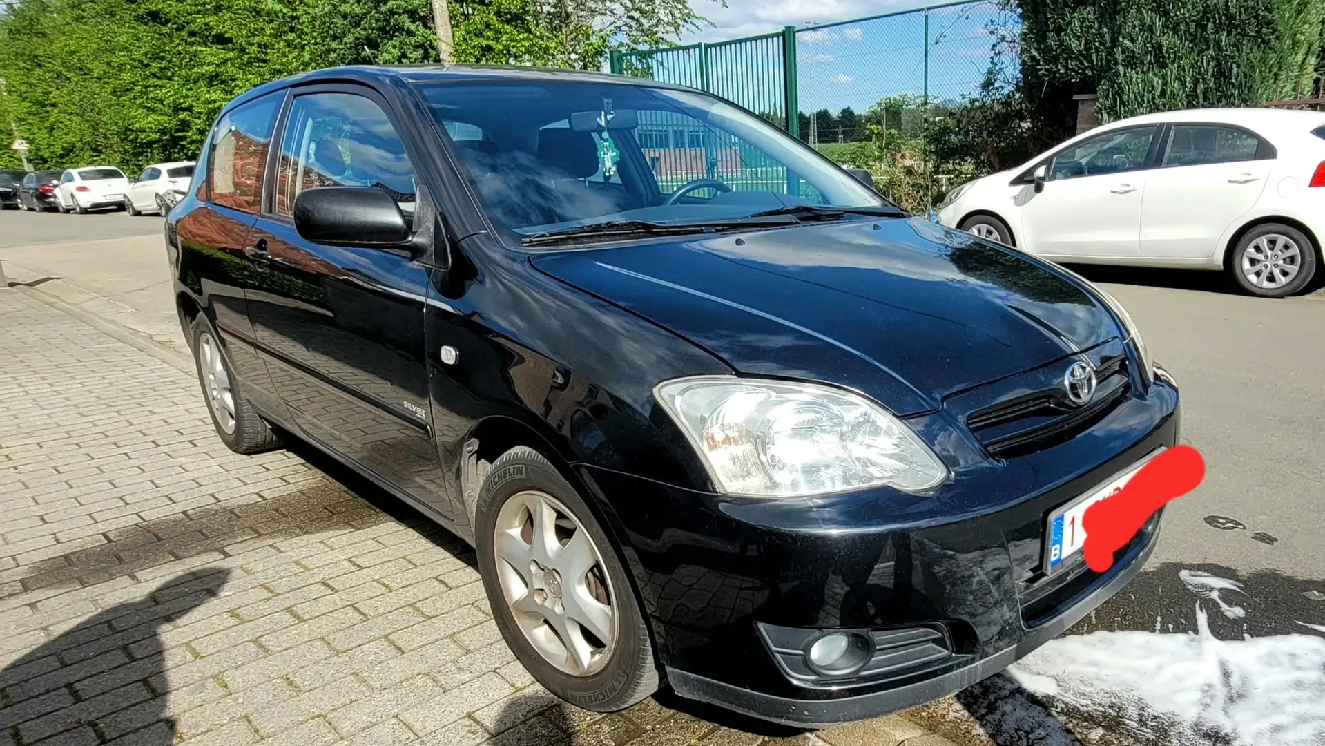 Toyota Corolla 1.4i VVT-i 16v Silver Line Noir - 1