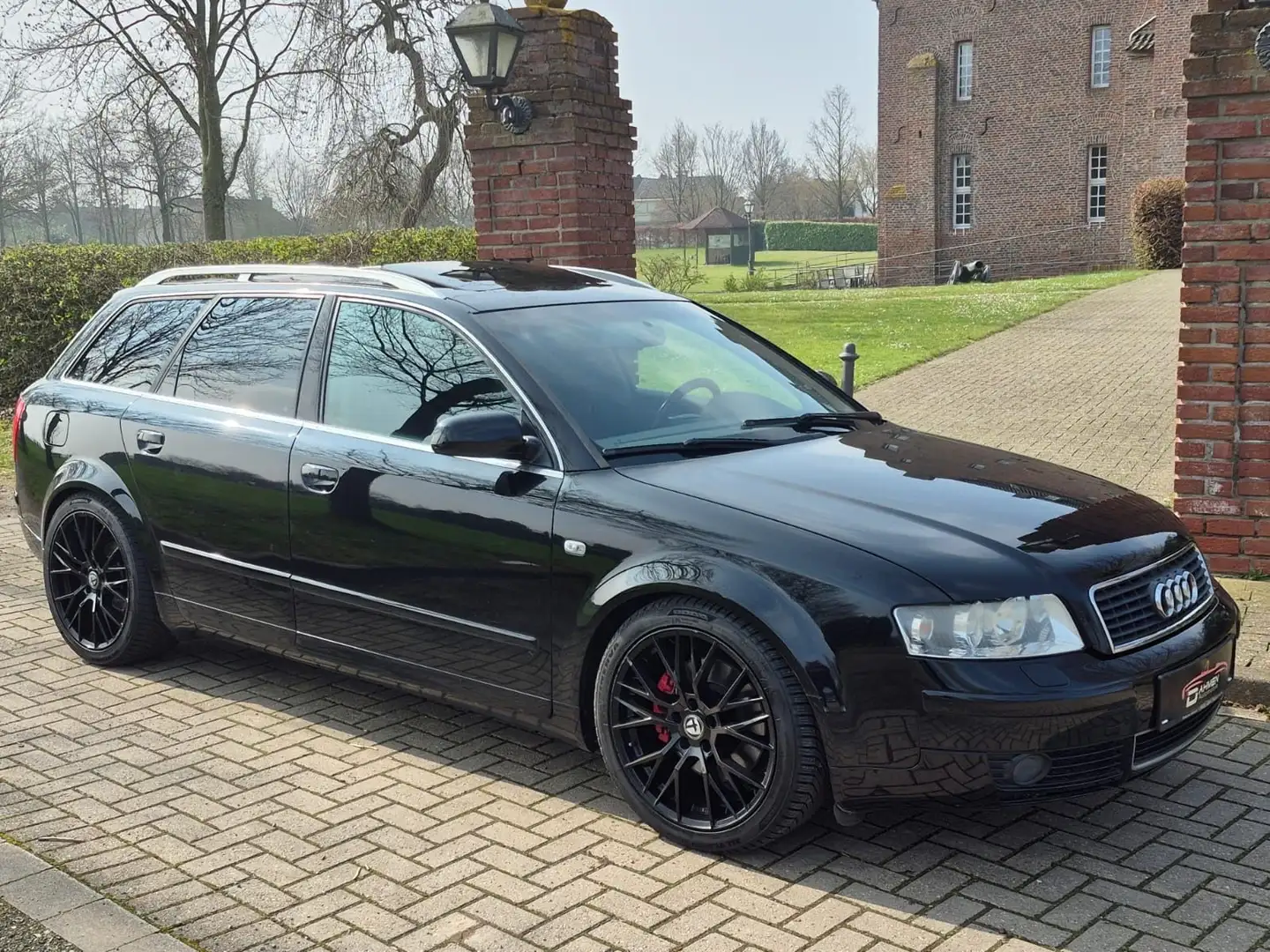 Audi A4 1.8 T Avant*AC-A*SH Schwarz - 2