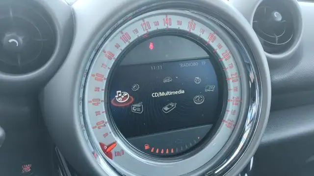 Mini Countryman view 10