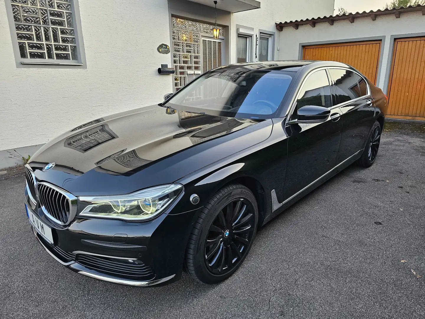 BMW 740 Lang d xDrive,Standheizung,Keyless,Headup,360° Noir - 1