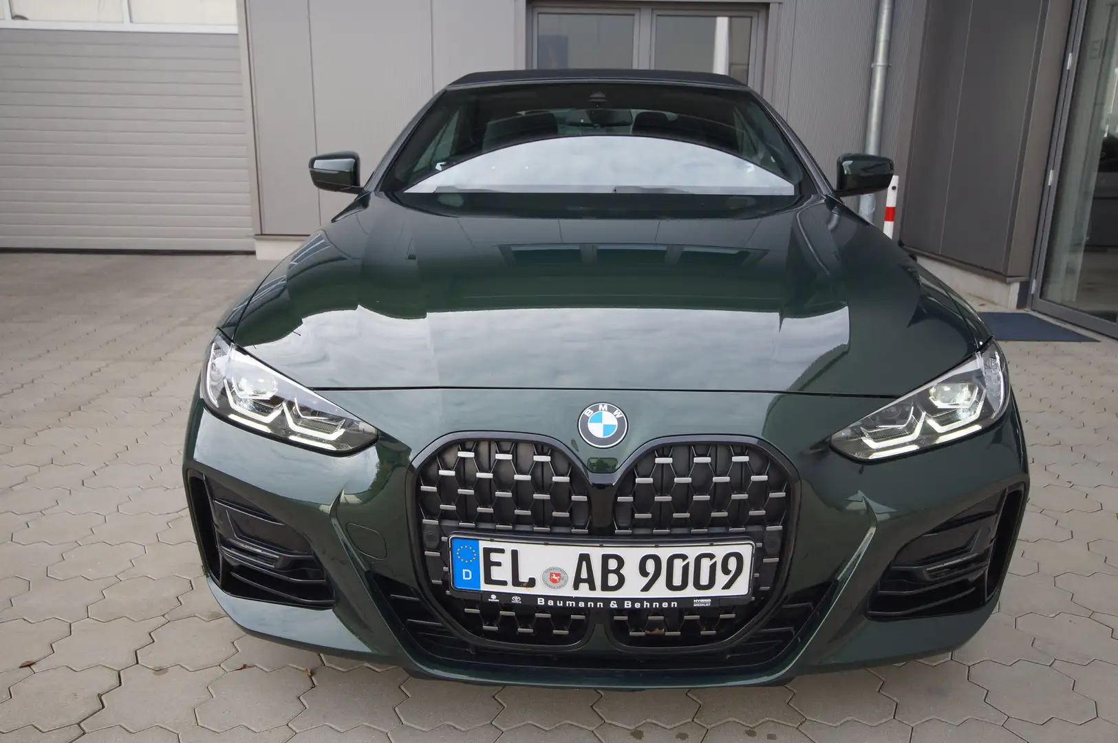 BMW 420 4er Cabrio 420i Cabrio M Sport Grün - 2