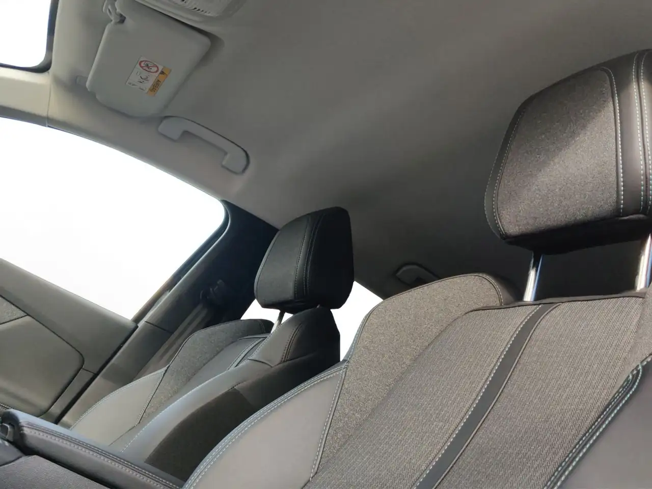 Peugeot 3008 Allure Pack PT130 EAT8 Kamera ACC PDC SHZ C, миниатюра 13
