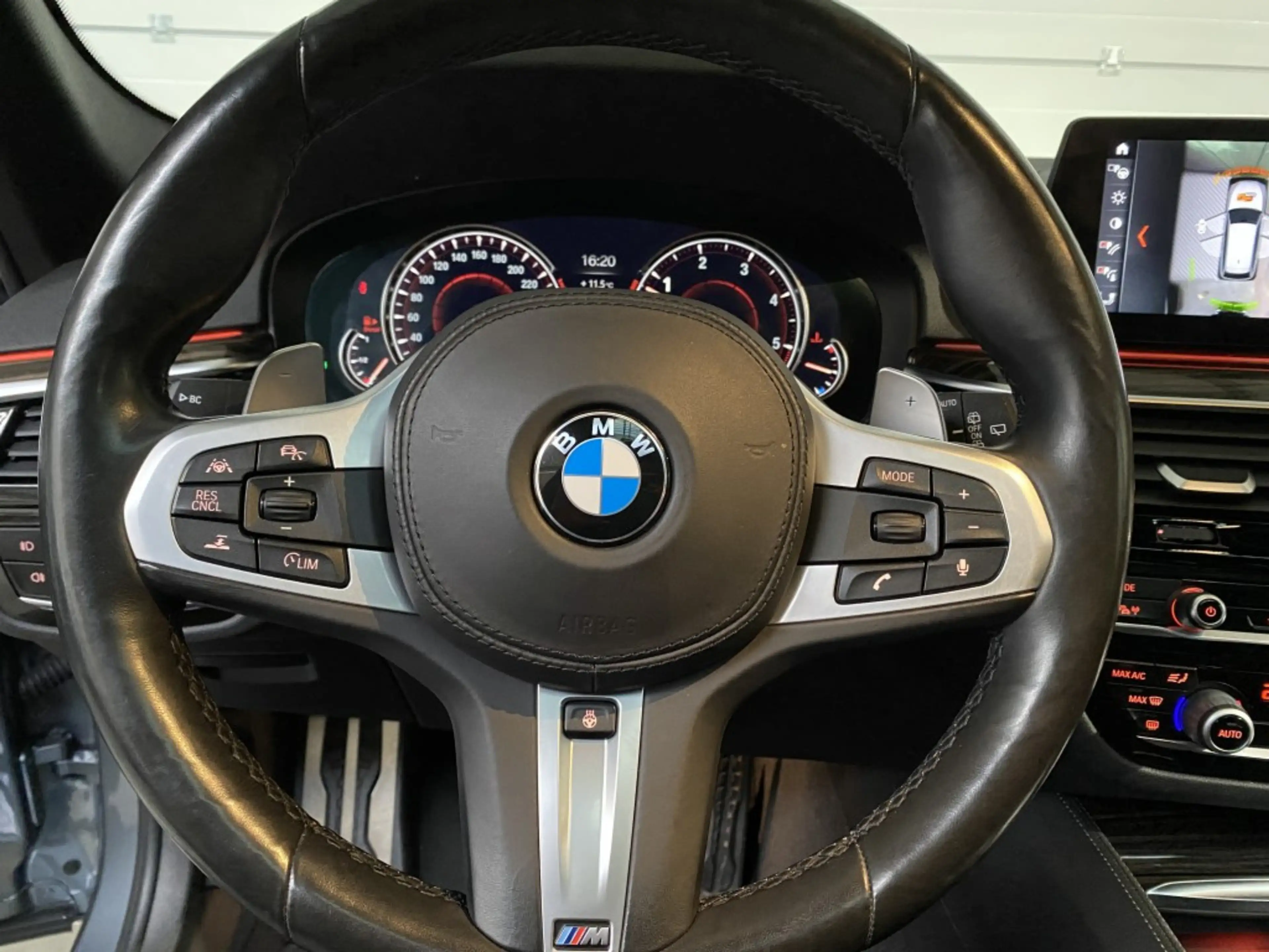 BMW 540 xDrive M Sport Navi Pano LED AHK STHZ — photo 12