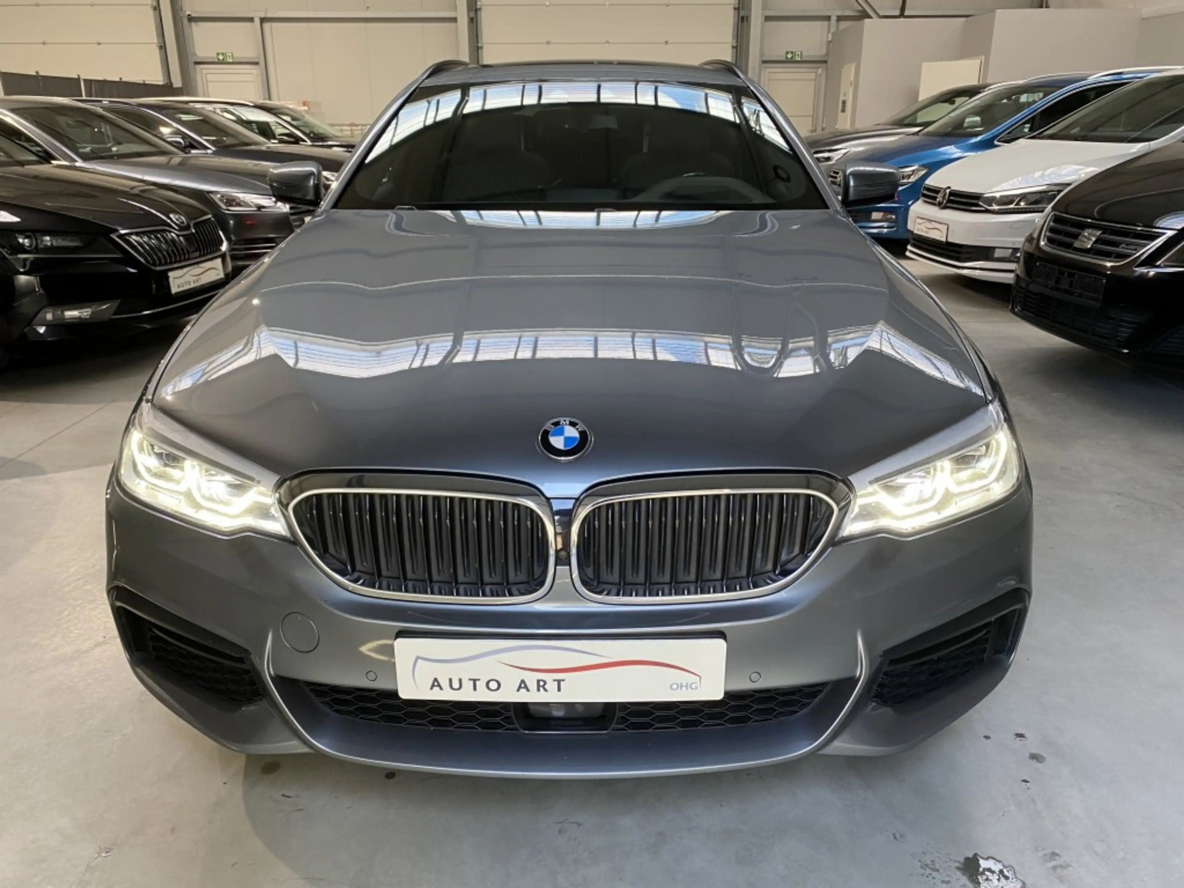 BMW 540 xDrive M Sport Navi Pano LED AHK STHZ — photo 3