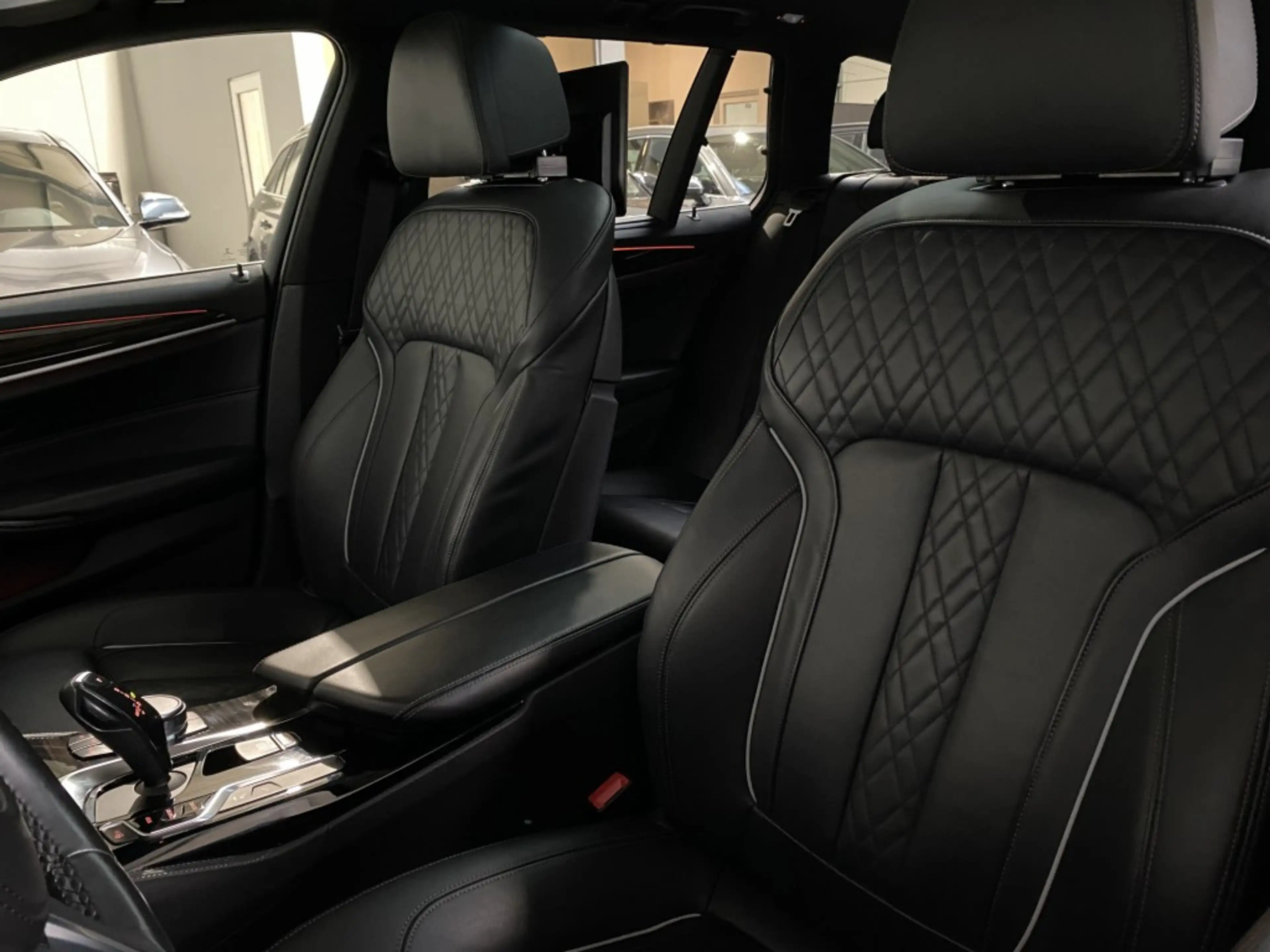BMW 540 xDrive M Sport Navi Pano LED AHK STHZ — photo 10