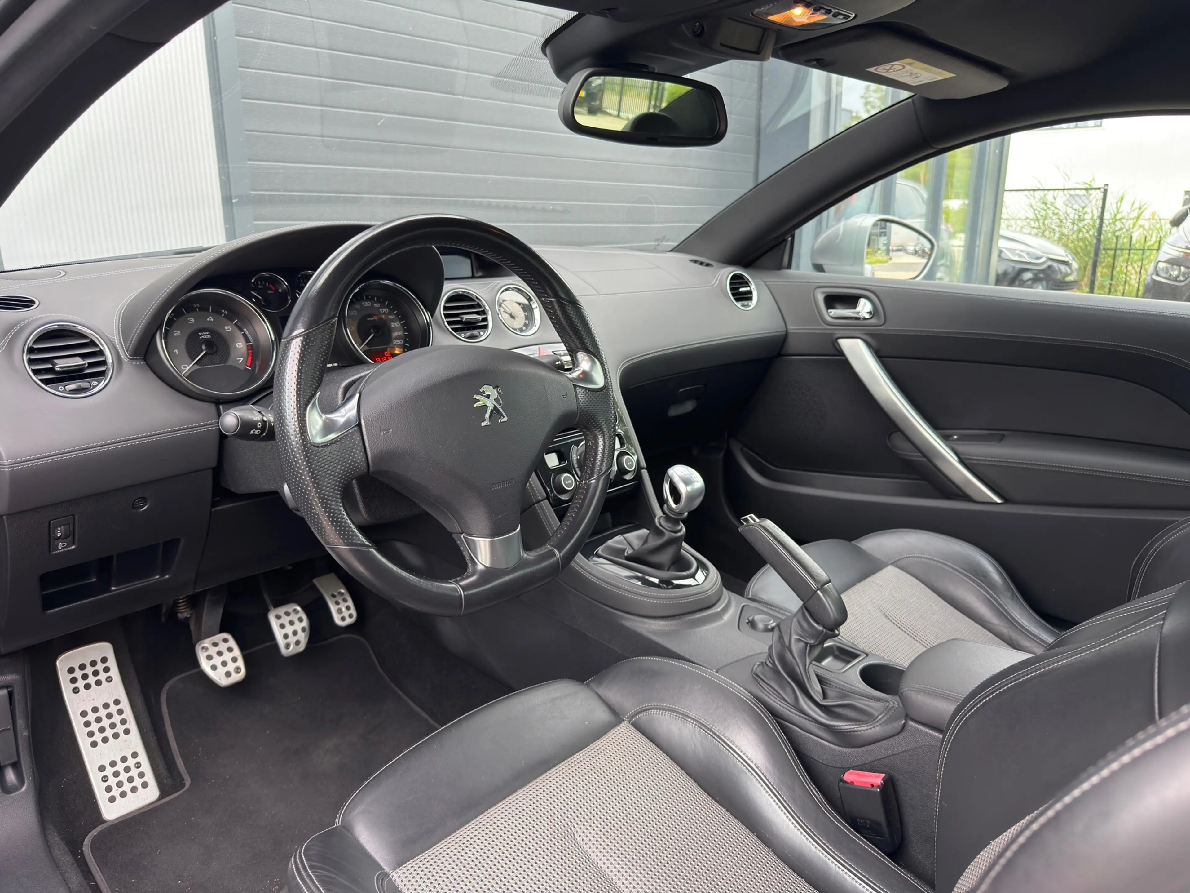 Peugeot RCZ 1.6 THP / PARKEERSENSOREN / OH BOEKEN AANWEZIG — photo 10