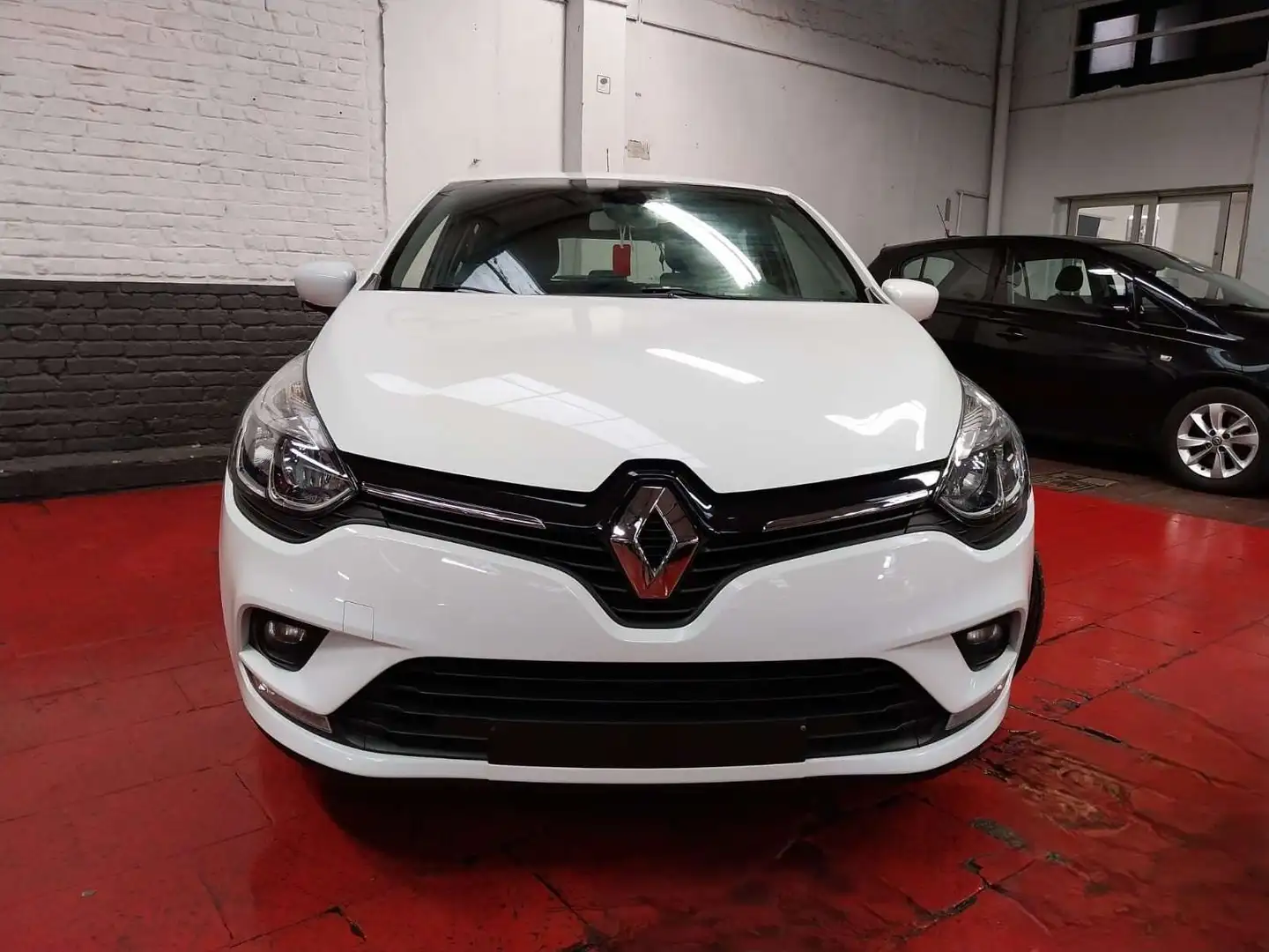 Renault Clio 0.9 TCe Cool * Navi * Blth*Capt. Ar *200 € x 48 Bianco - 2