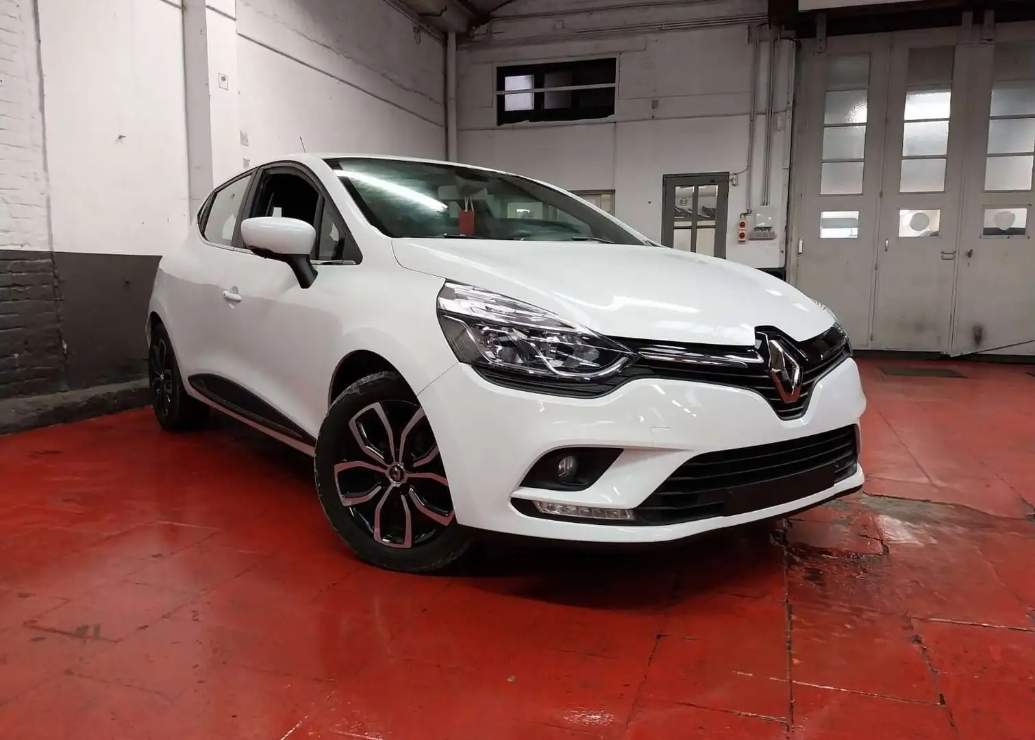 Renault Clio 0.9 TCe Cool * Navi * Blth*Capt. Ar *200 € x 48 Bianco - 1