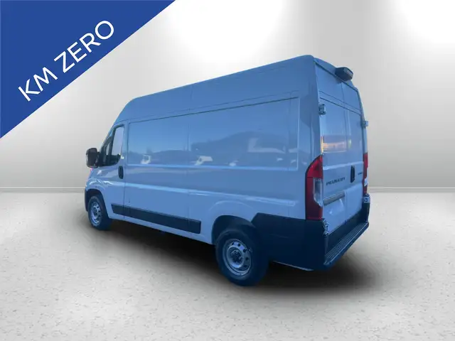 Peugeot Boxer view 7