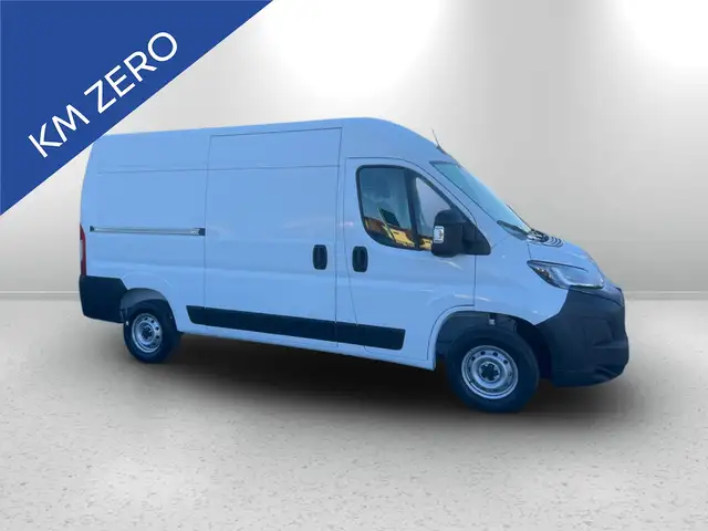 Peugeot Boxer view 4