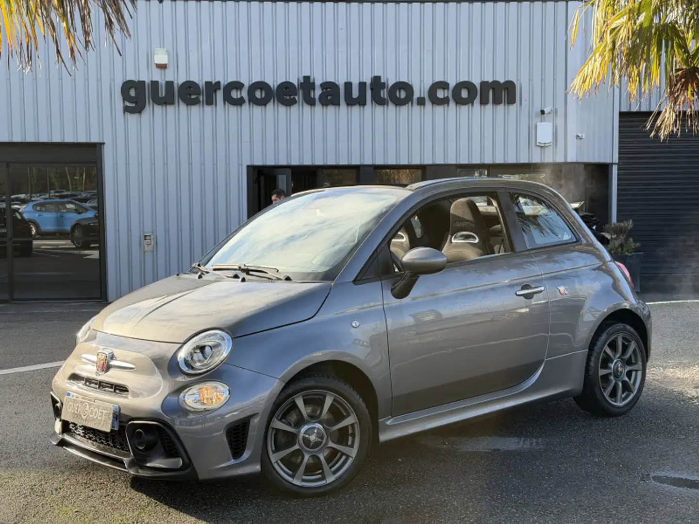 Abarth 500C 1.4 TURBO T-JET 145CH 595 MY21 Grau - 1