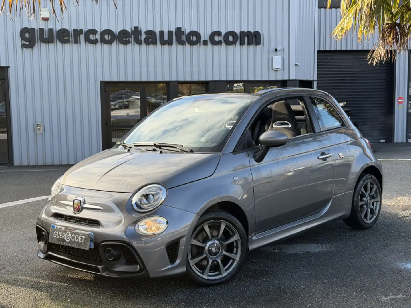 Abarth 500C 1.4 TURBO T-JET 145CH 595 MY21 Grau - 2