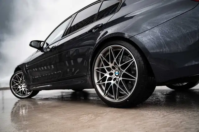 BMW M3 view 23
