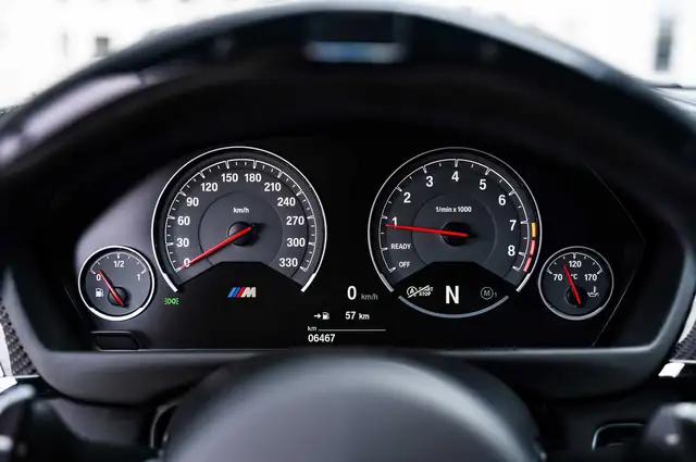 BMW M3 view 11