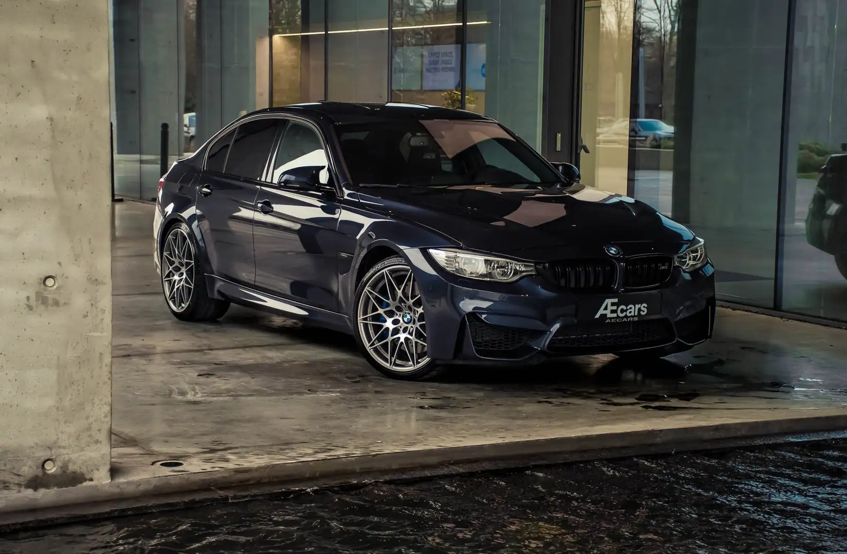 BMW M3 ***30 JAHRE JUBI / 1 OF 500 /BI-COLOR /BELGIAN *** Blauw - 2