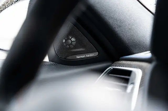 BMW M3 view 7