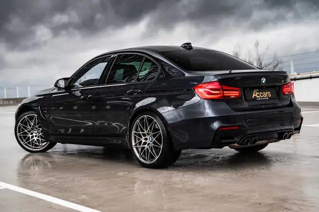 BMW M3 view 2