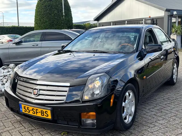 Cadillac CTS 3.2 V6 Elegance 2005 Youngtimer Zwart