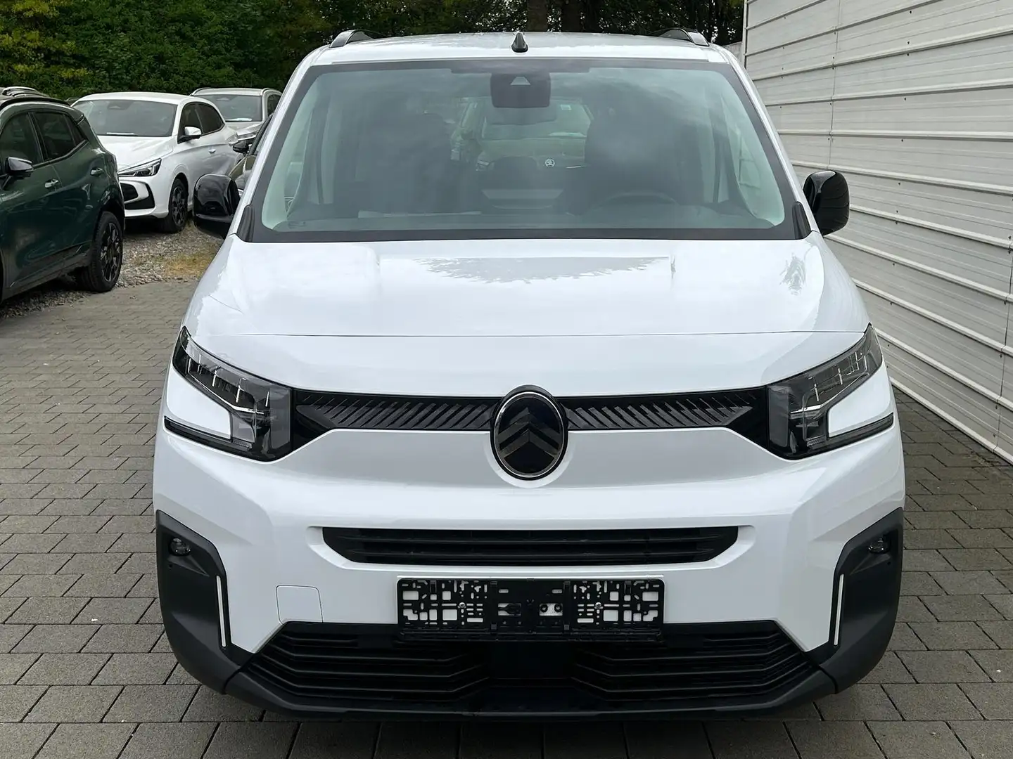 Citroen Berlingo MAX (M) BlueHDi 130 S&S EAT8 Android Auto*SHZ*K... Weiß - 1