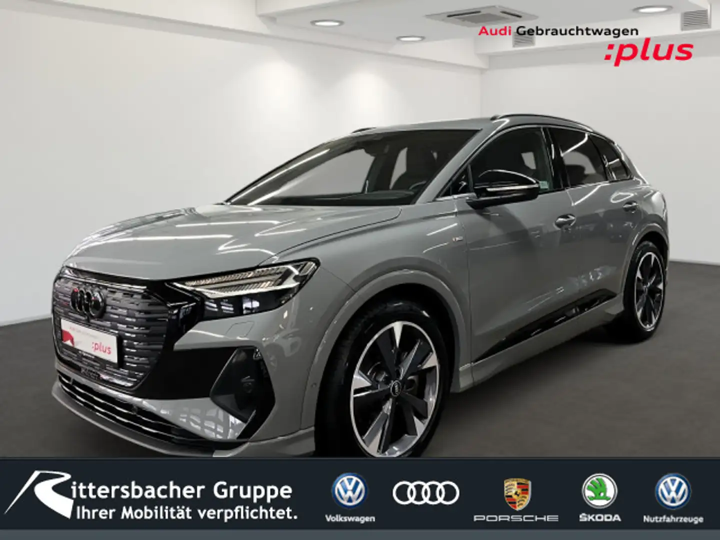 Audi Q4 e-tron 45 e-tron quattro s-line Navi Matrix A Grau - 1