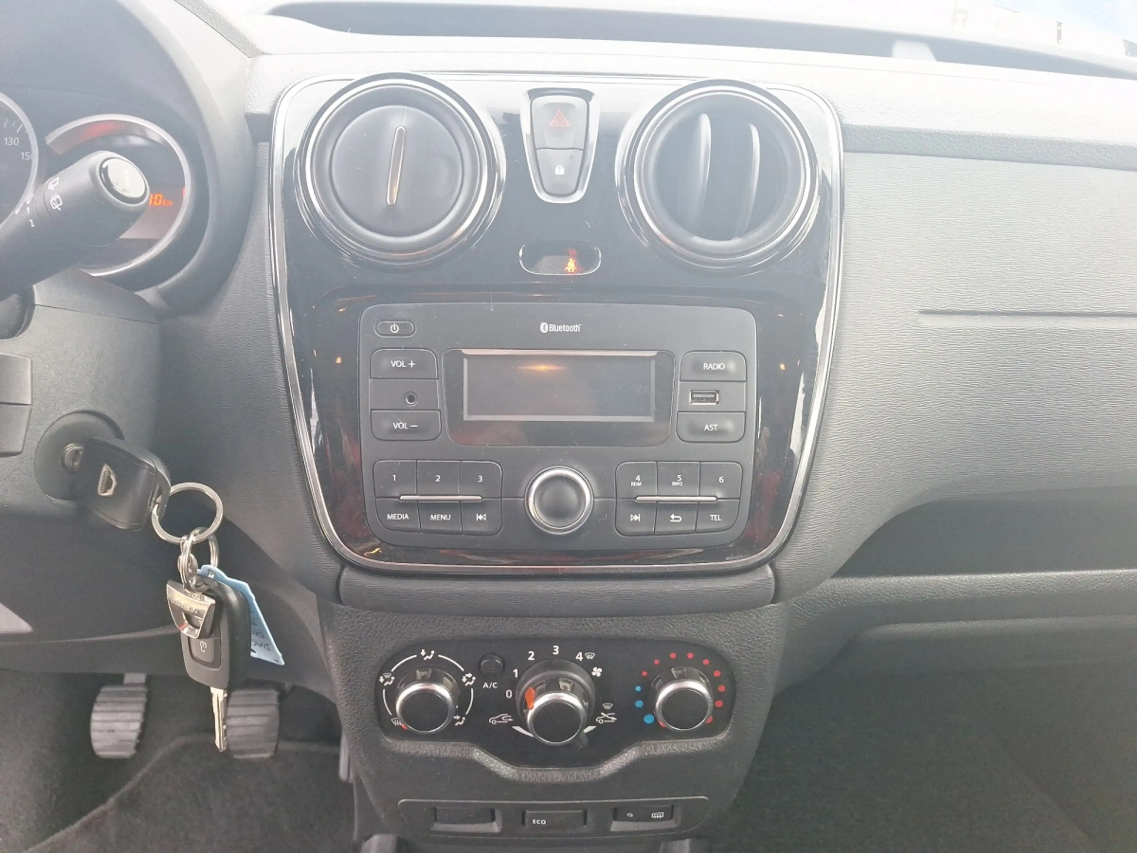 Dacia Dokker Supreme SCE 100 — photo 10