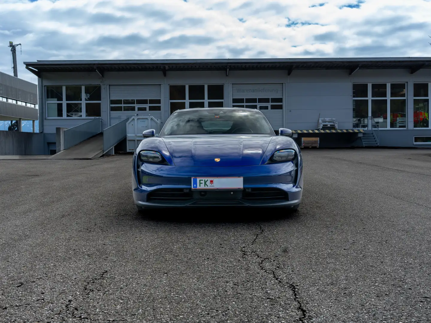Porsche Taycan Taycan 4S Plus 83,7kWh 4S Plus Blau - 1