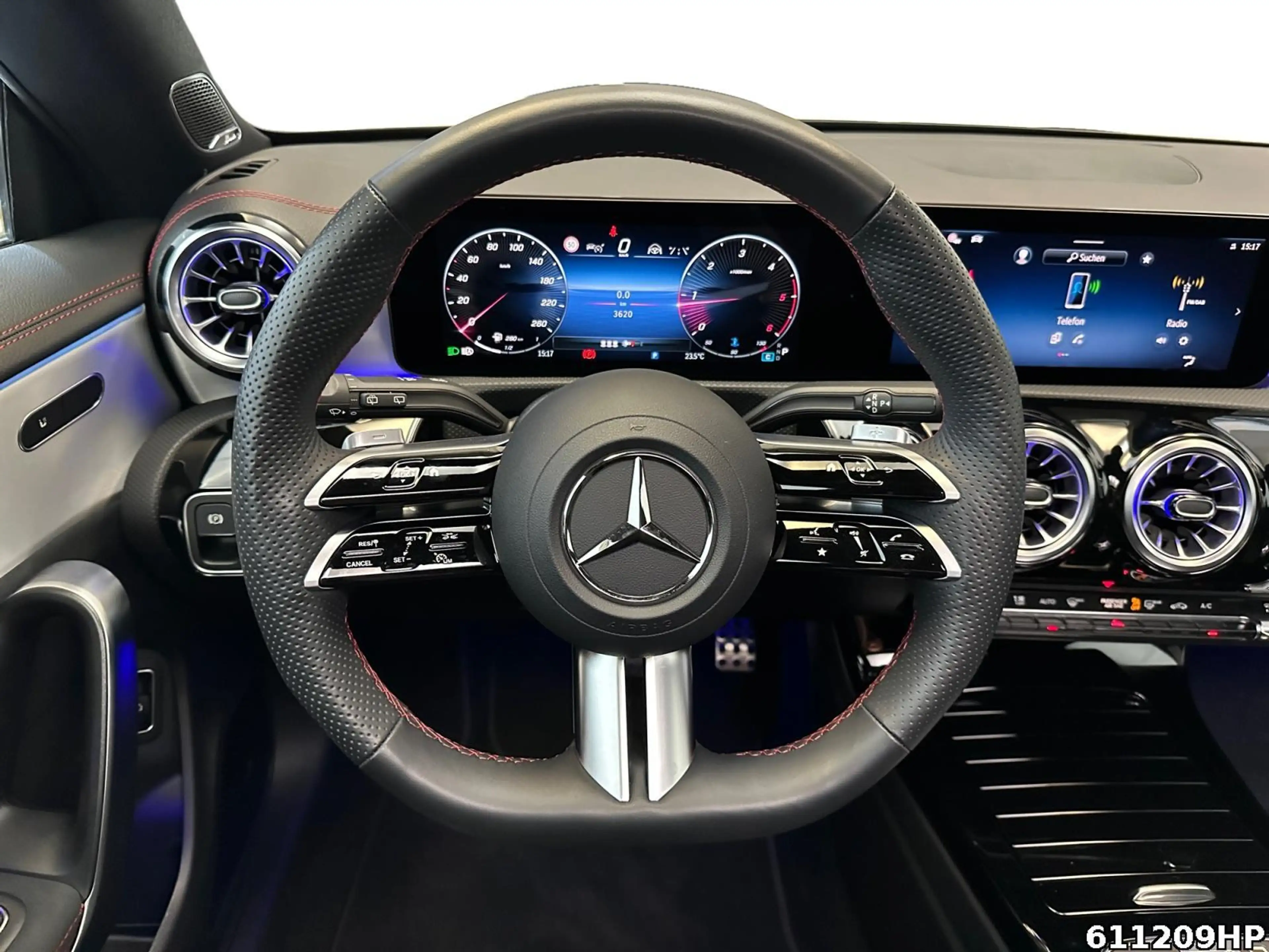 Mercedes-Benz CLA 220 d AMG AHK Pano Burmester Multibeam — photo 9