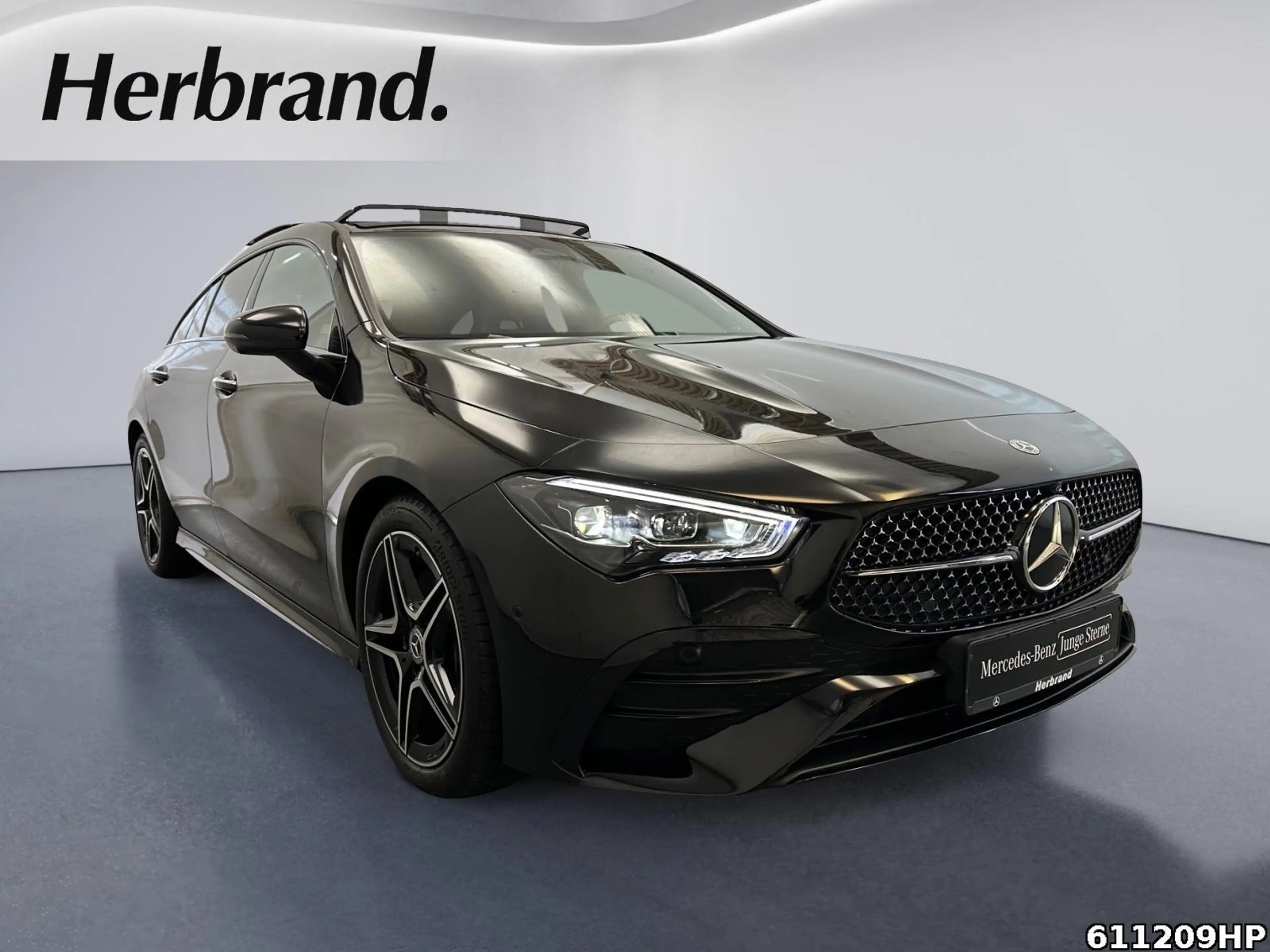 Mercedes-Benz CLA 220 d AMG AHK Pano Burmester Multibeam — photo 2