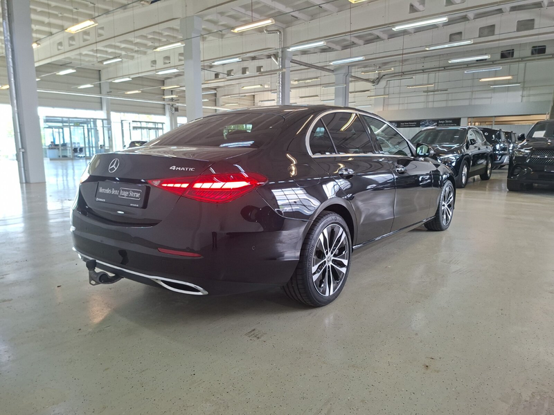 Mercedes-Benz C 400 C 400 e 4MATIC — photo 4