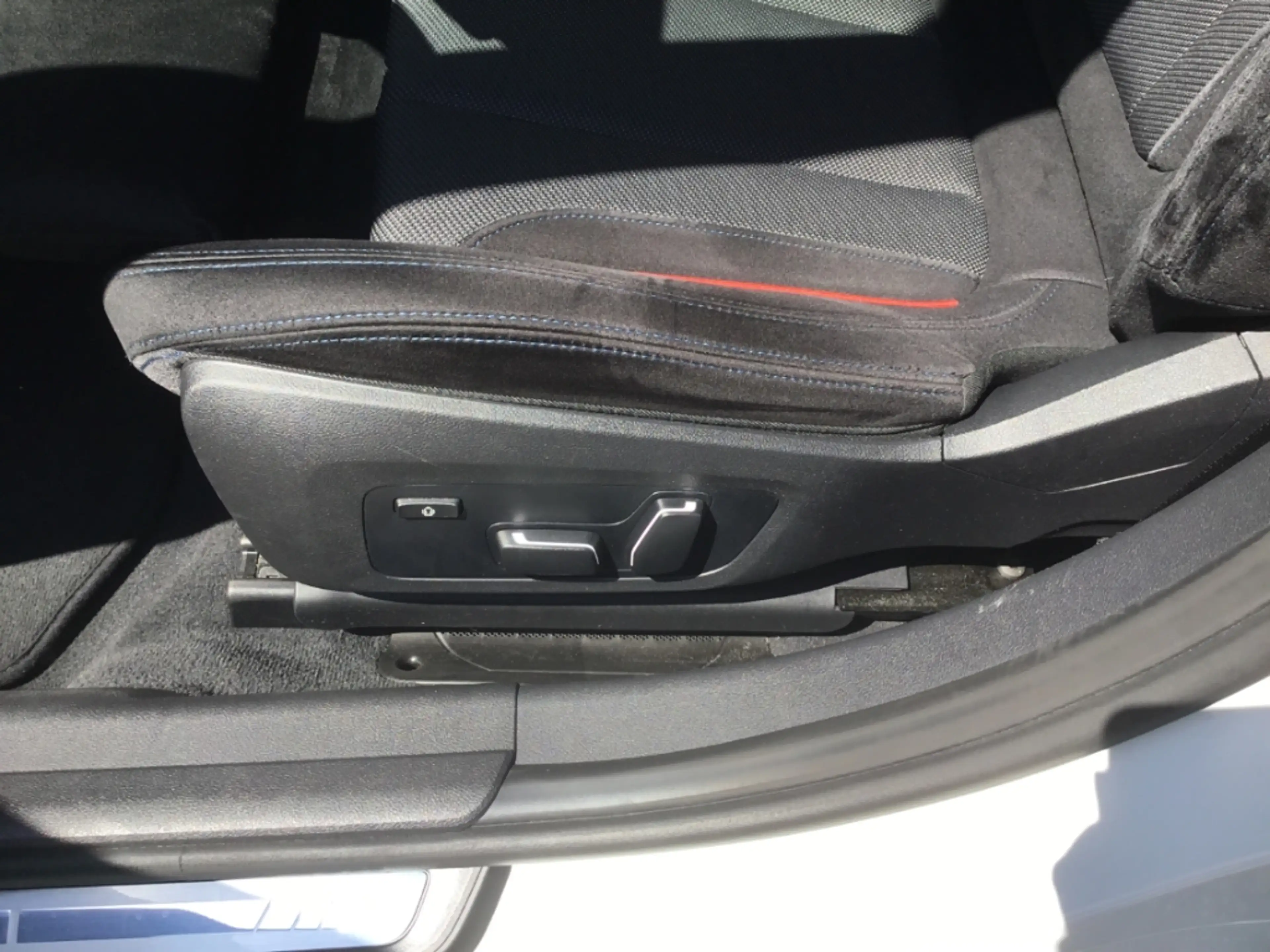 BMW 340 xDrive Touring Sportpaket Navi Digitales Cockpit M — photo 6