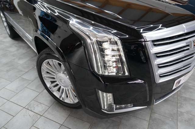 Cadillac Escalade 6.2L V8 Platinum
