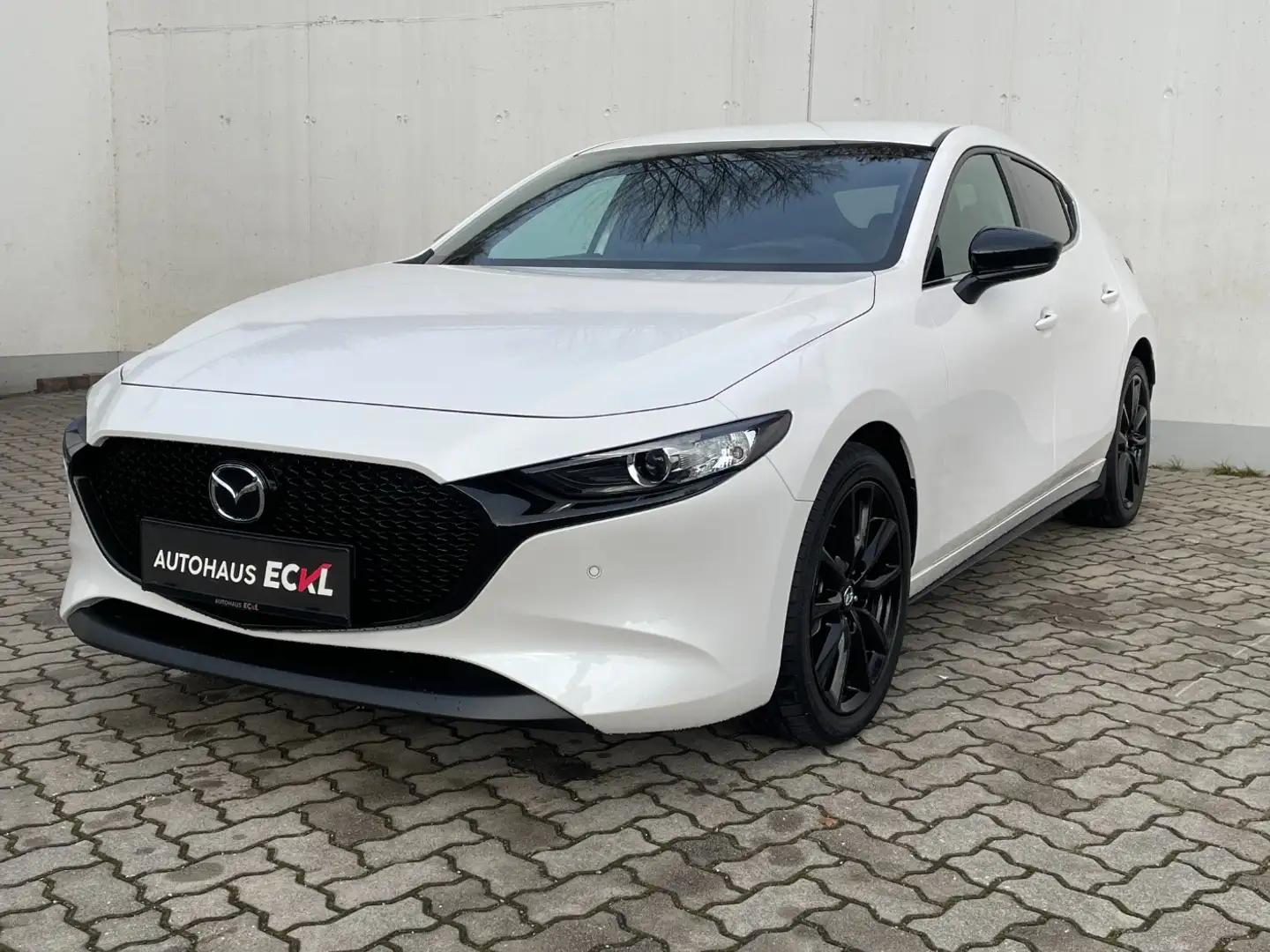 Mazda 3 G140PS 6MT 2WD 2.5L HOMURA 2488ccm 4Zyl. Weiß - 2