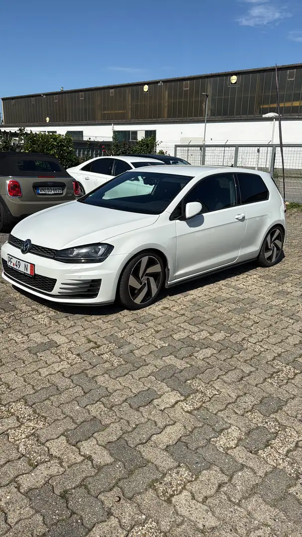 Volkswagen Golf GTD 2.0TDI CR BMT 184 - 1