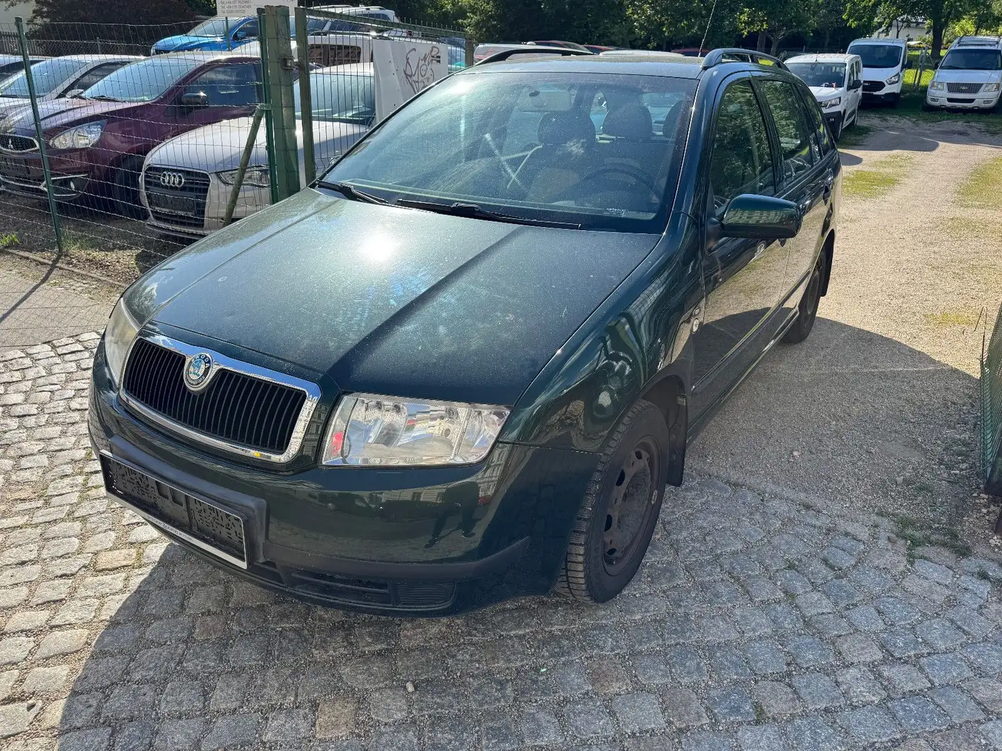Skoda Fabia 1.4 16V Elegance Klima WR+WR USB-Radio - 1