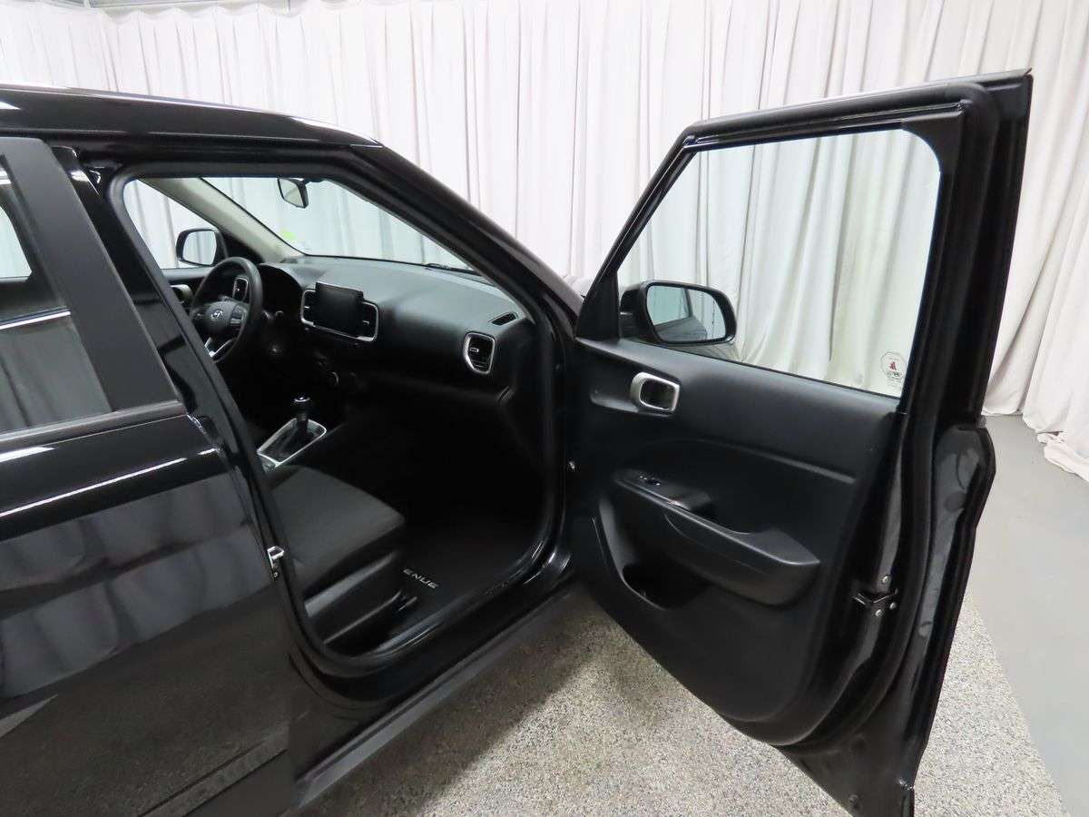 2022 Hyundai Venue Essential ESSENTIAL — снимка 1