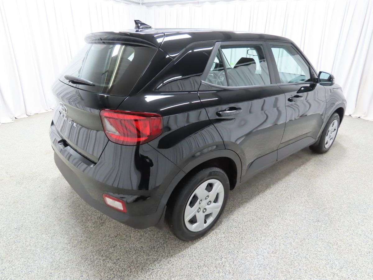 2022 Hyundai Venue Essential ESSENTIAL — снимка 1