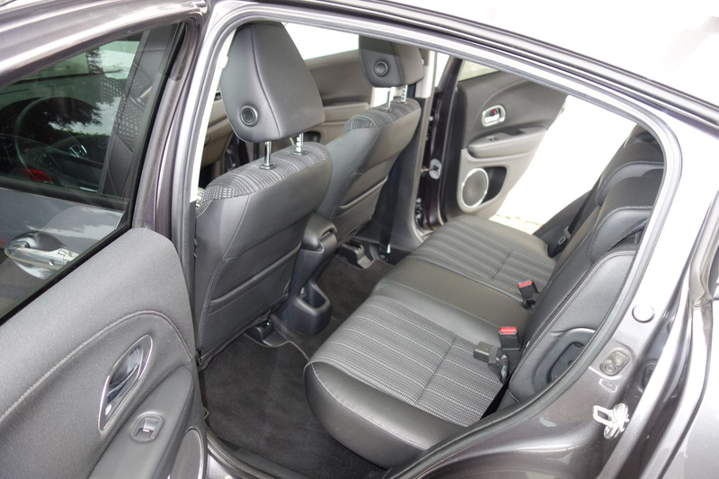 Honda HR-V Executive/Automatik,Panorama,Navi — photo 9