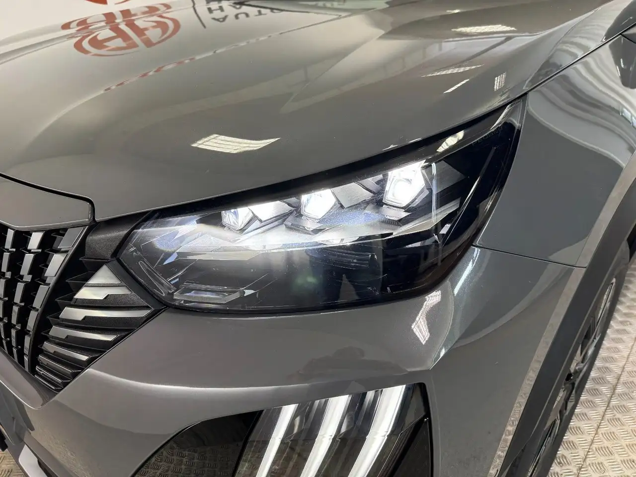 Peugeot 2008 Hybrid 145 GT Exclusive AHK 360Grad Kam., миниатюра 23