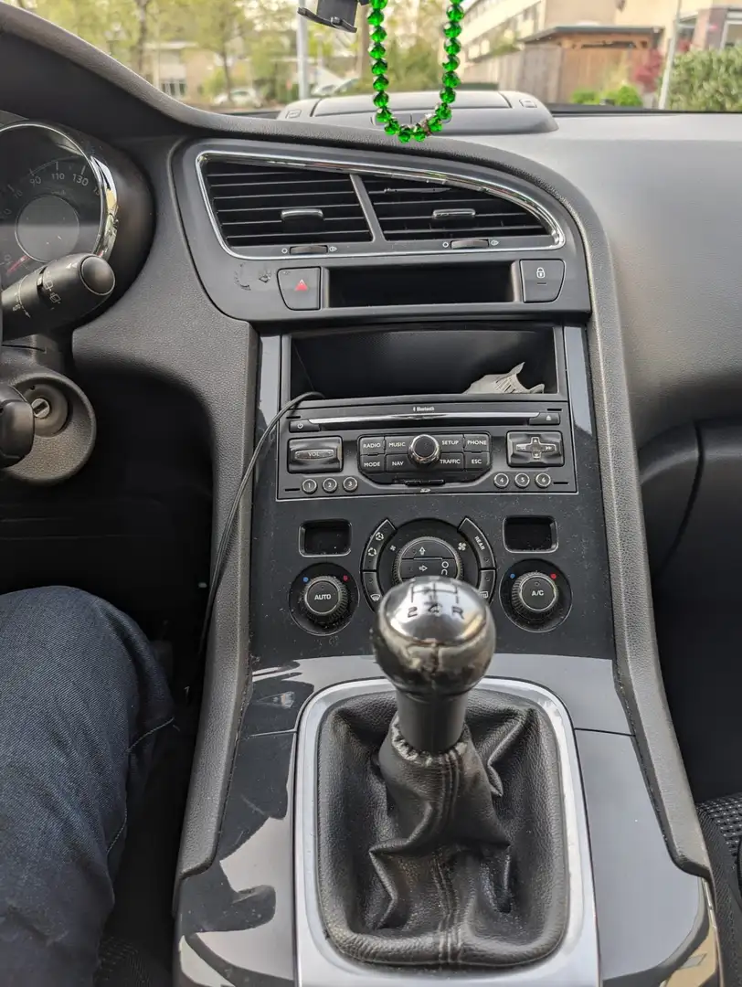 Peugeot 5008 120 VTi Tendance - 2