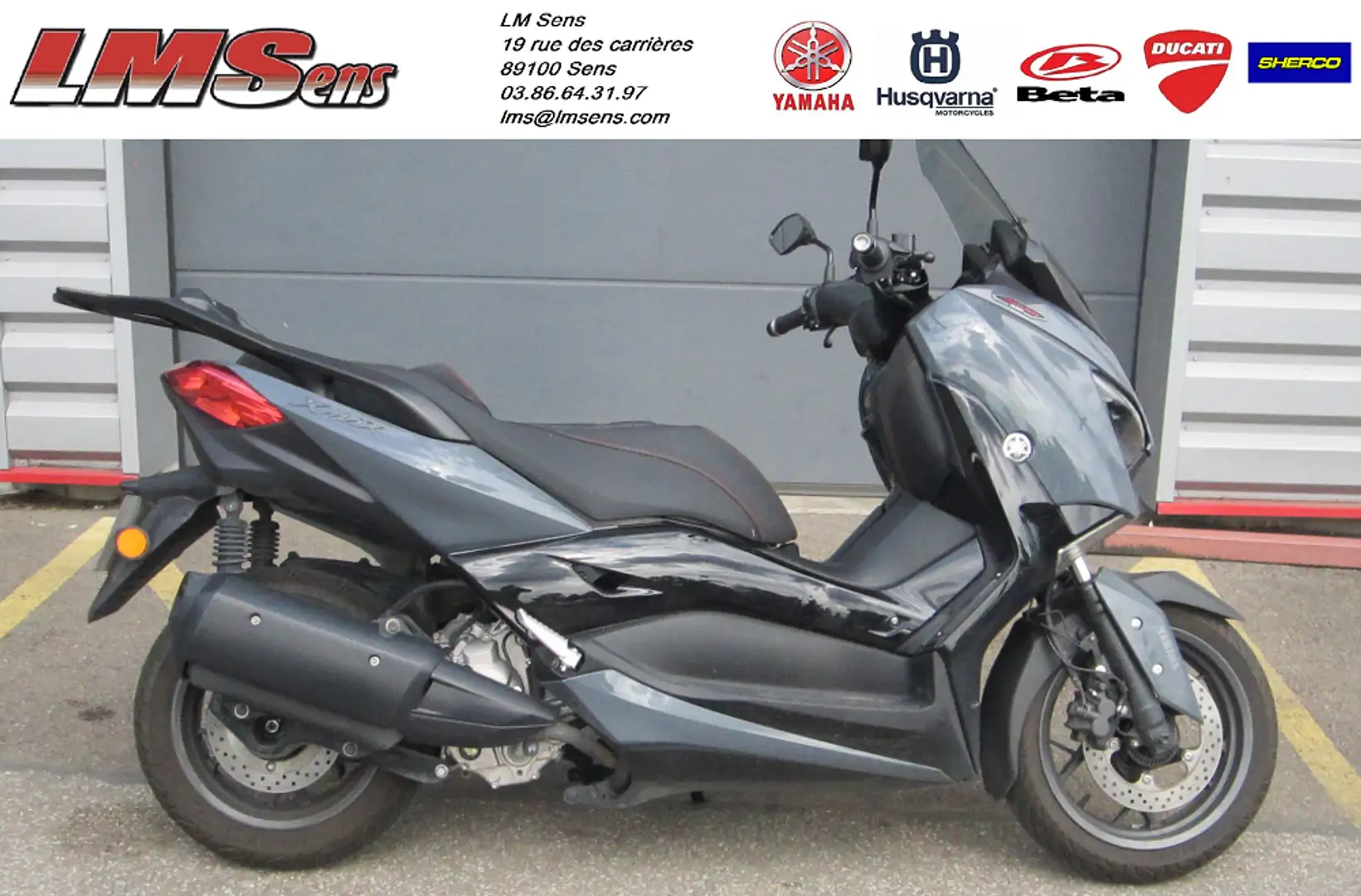 Yamaha X-Max 300 - 1