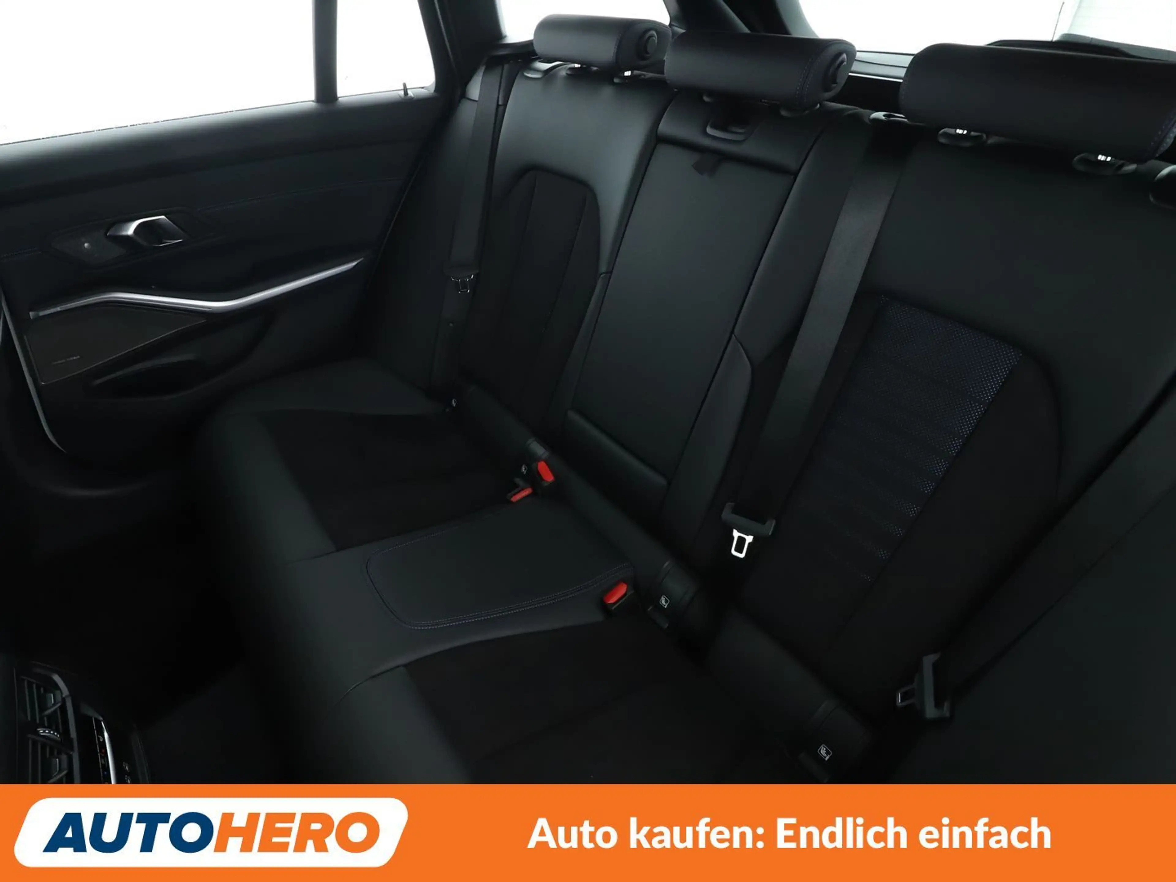BMW 318 318i M Sport Aut.*NAVI*LED*TEMPO*PDC*H&K* — photo 14