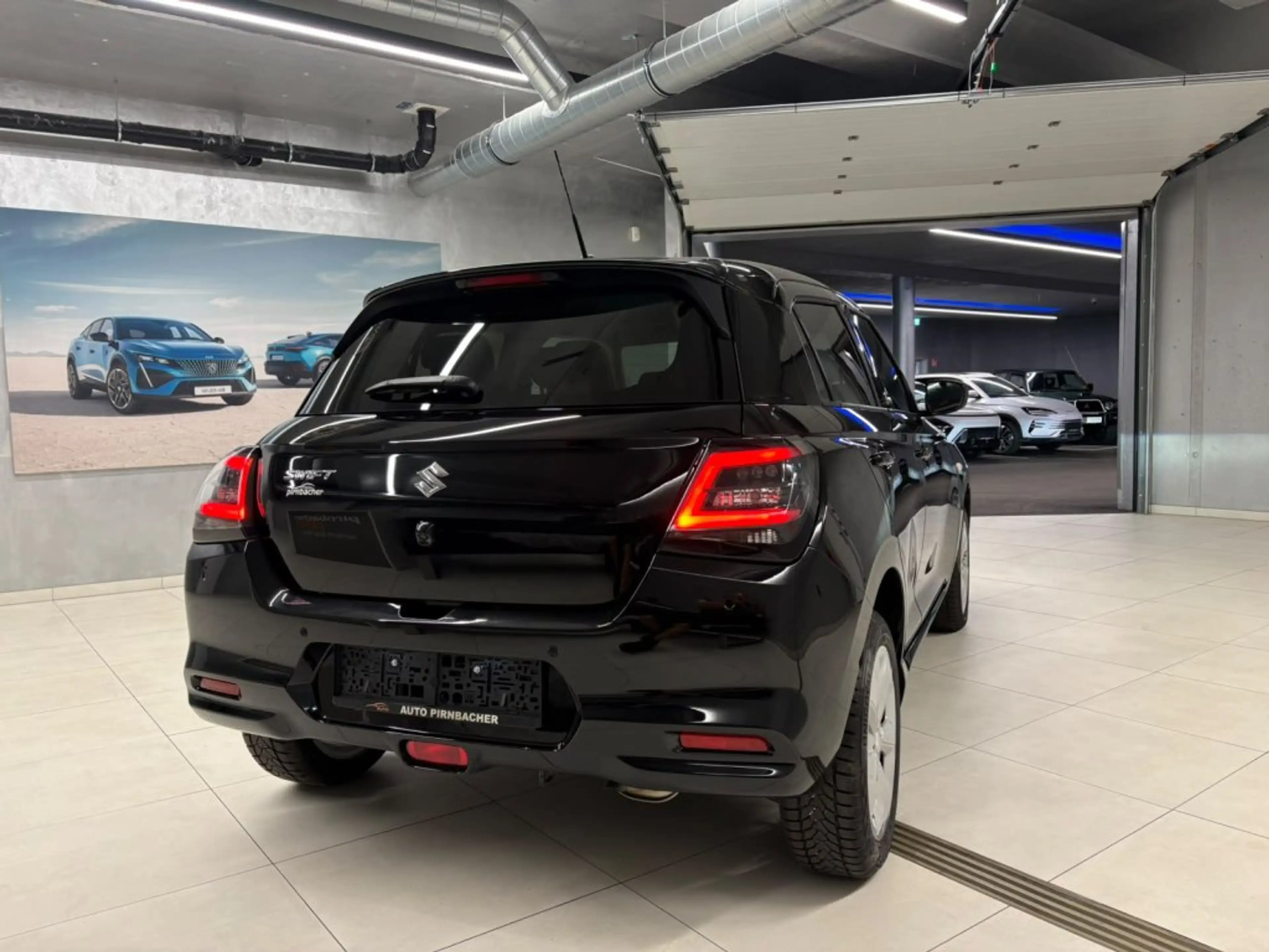 Suzuki Swift 1.2 HYBRID ALLGRIP shine — photo 3