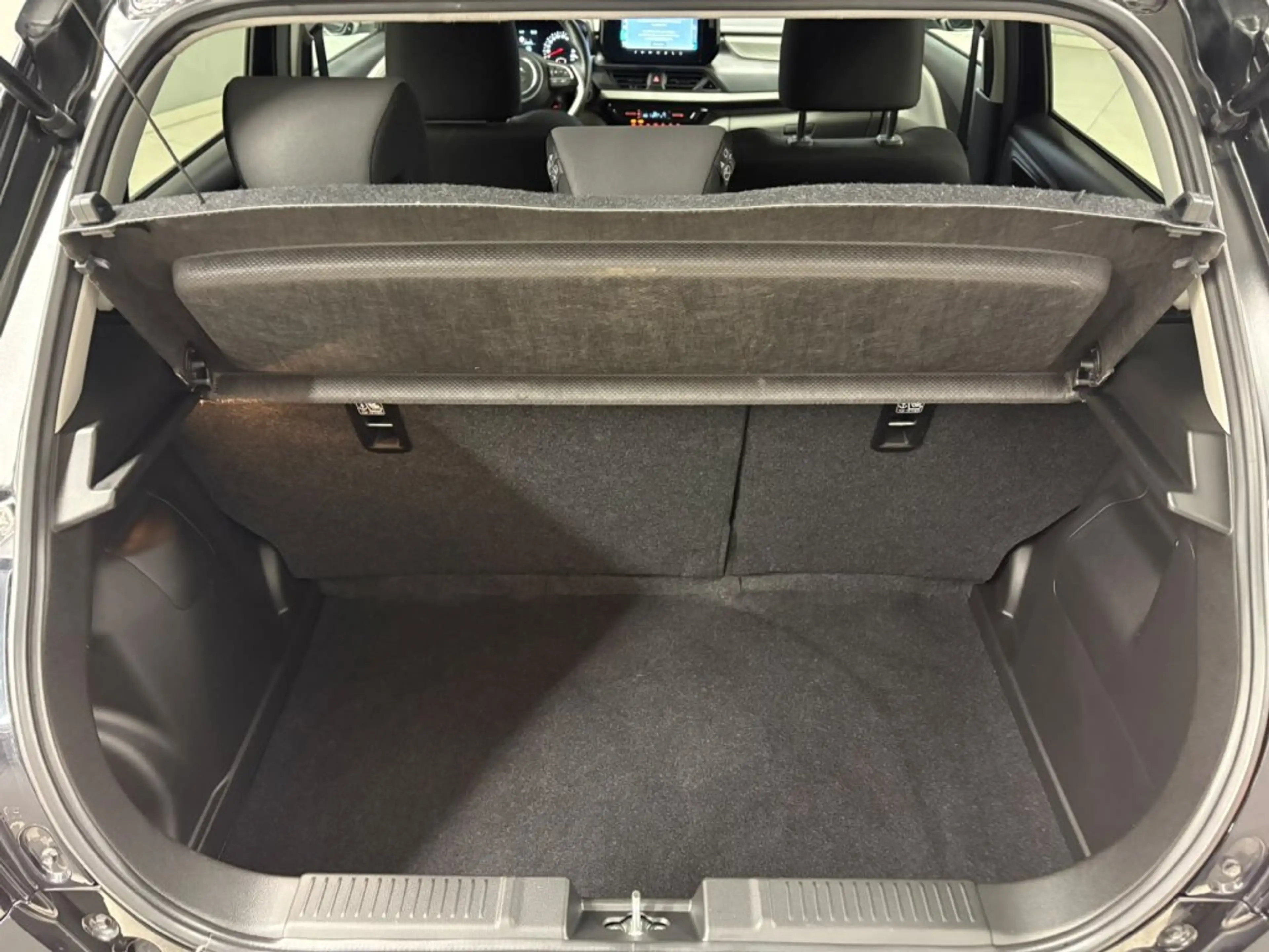 Suzuki Swift 1.2 HYBRID ALLGRIP shine — photo 8